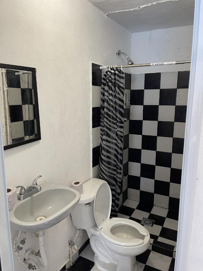 Casa Nova 7 Private Bathroom And Room 2 Beds Cancún Buitenkant foto